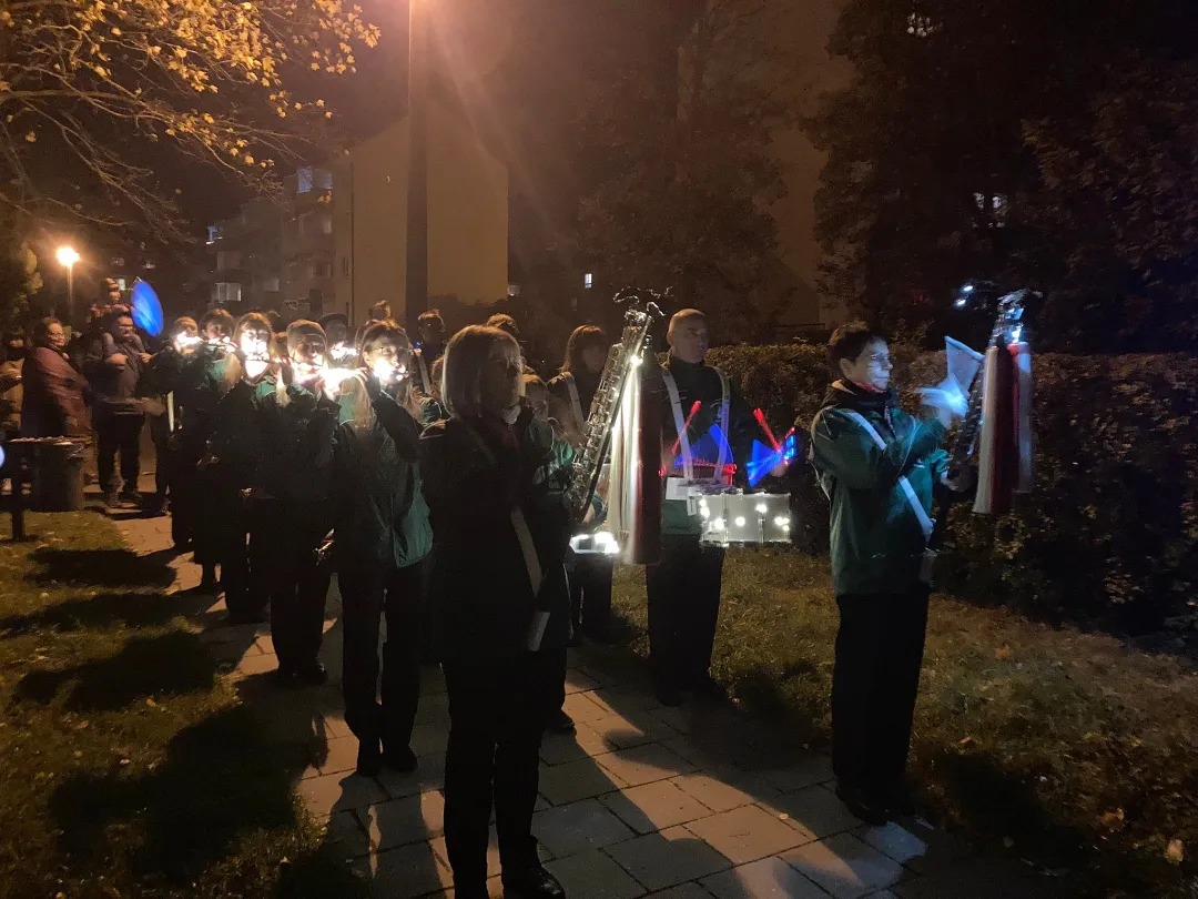 Lampionumzug vom Bummi-Kindergarten - SV Lokomotive Aschersleben e.V.